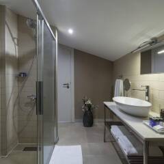 Upsuites Hotel Турция, Стамбул - отзывы, цены и фото номеров - забронировать отель Upsuites Hotel онлайн ванная