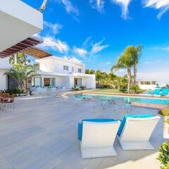 Отель Bay View Villa Кипр, Протарас - отзывы, цены и фото номеров - забронировать отель Bay View Villa онлайн бассейн фото 2