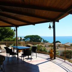Отель Arenella Beach Rooms Аренелла фото 2