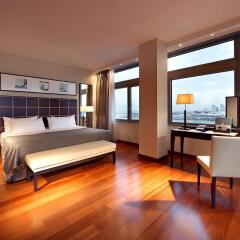 Отель Eurostars Grand Marina 5* Люкс с различными типами кроватей фото 10