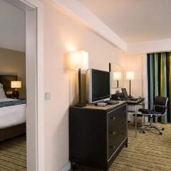 Renaissance Amsterdam Hotel 5* Стандартный номер с различными типами кроватей фото 25