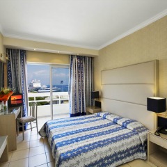Athineon Hotel комната для гостей