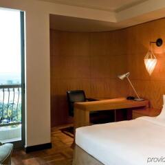Sheraton Abu Dhabi Hotel & Resort комната для гостей