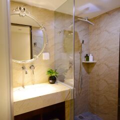 Отель Shenzhen Mint International Hotel Китай, Шэньчжэнь - отзывы, цены и фото номеров - забронировать отель Shenzhen Mint International Hotel онлайн ванная
