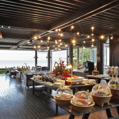 Отель Sareeraya Villas & Suites питание фото 3