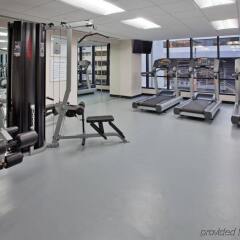 Отель Holiday Inn Express Panama фитнесс-зал