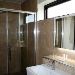 Отель Yorkway Motel ванная