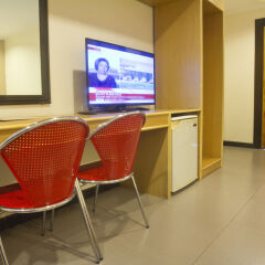 Отель Nichols Airport Hotel Филиппины, Паранак - отзывы, цены и фото номеров - забронировать отель Nichols Airport Hotel онлайн удобства в номере фото 2
