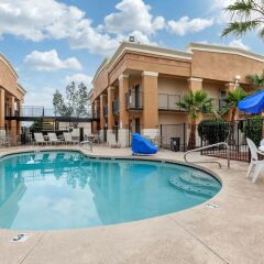 Отель Days Inn And Suites Mesa США, Меса - отзывы, цены и фото номеров - забронировать отель Days Inn And Suites Mesa онлайн бассейн