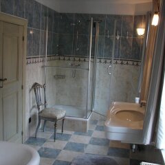 Отель Holiday Home De Colve ванная