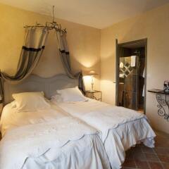 Hotel-Spa Le Saint Cirq комната для гостей