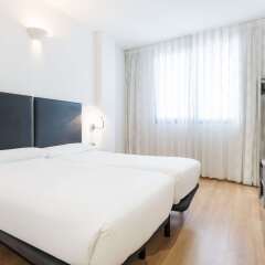 Hotel ILUNION Aqua 3 комната для гостей фото 3