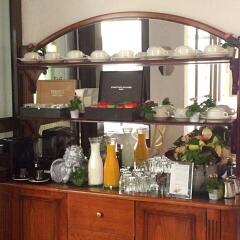 Du Mont Dore Hotel гостиничный бар