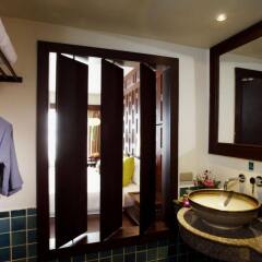 Отель Aquamarine Resort & Villa ванная