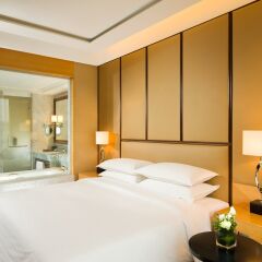 Отель Sheraton Qingdao Jiaozhou Hotel Китай, Циндао - отзывы, цены и фото номеров - забронировать отель Sheraton Qingdao Jiaozhou Hotel онлайн комната для гостей фото 4