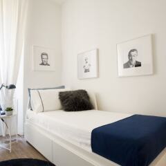 Отель Sweet Apartment near the City Center Италия, Милан - отзывы, цены и фото номеров - забронировать отель Sweet Apartment near the City Center онлайн комната для гостей фото 2