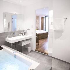 Отель 1st Floor Köln 2 Германия, Кёльн - отзывы, цены и фото номеров - забронировать отель 1st Floor Köln 2 онлайн ванная
