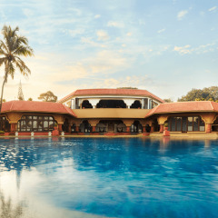 Отель Vivanta By Taj Fort Aguada Гоа бассейн фото 2