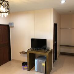 Отель Thai Crystal Resident удобства в номере