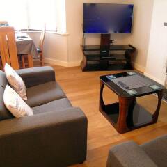 Отель Brighton Getaways-Channel View интерьер отеля
