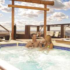 Отель Acclaim Hotel Calgary Airport Канада, Калгари - отзывы, цены и фото номеров - забронировать отель Acclaim Hotel Calgary Airport онлайн бассейн
