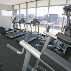 Alex Perry Hotel & Apartments фитнесс-зал фото 2