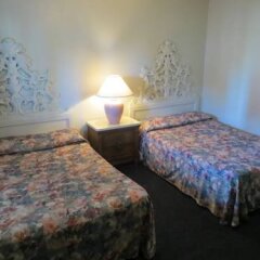 Отель Holiday Motel США, Лас-Вегас - отзывы, цены и фото номеров - забронировать отель Holiday Motel онлайн комната для гостей фото 3