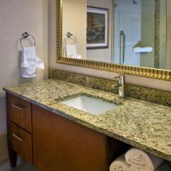 Отель Hilton New York JFK Airport США, Нью-Йорк - отзывы, цены и фото номеров - забронировать отель Hilton New York JFK Airport онлайн в номере