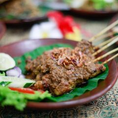 Отель Deli River and Restaurant Omlandia Индонезия, Медан - отзывы, цены и фото номеров - забронировать отель Deli River and Restaurant Omlandia онлайн питание фото 2
