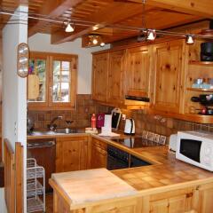 Отель Chalet Les Muguets Нендаз в номере