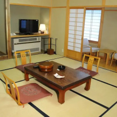 Отель Akita Art Village Onsen Yupopo Дайсен комната для гостей фото 2