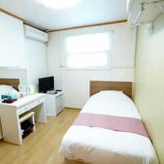 Отель Goodstay Greentel Сеул комната для гостей фото 4
