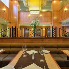 Отель Hilton Garden Inn Montreal Centre-Ville Канада, Монреаль - отзывы, цены и фото номеров - забронировать отель Hilton Garden Inn Montreal Centre-Ville онлайн интерьер отеля фото 2