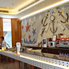 Orchid Hotel интерьер отеля