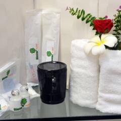 Clover Hotel ванная
