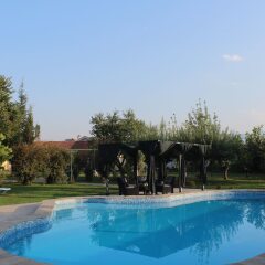 Отель Galeria Apartments Болгария, Пловдив - отзывы, цены и фото номеров - забронировать отель Galeria Apartments онлайн бассейн