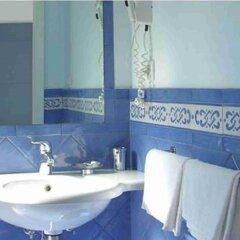 Hotel Centrale Amalfi ванная