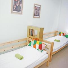 Хостел VELOHOSTEL Marata Стандартный номер с 2 отдельными кроватями фото 11