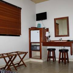 Smugglers Cove Beach Resort and Hotel удобства в номере