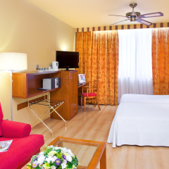 Senator Barcelona Spa Hotel комната для гостей