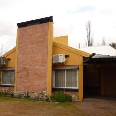 Отель Cabañas Olivos y Bodegas Сан-Рафаэль парковка