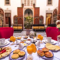 Отель Riad Fez Yamanda Марокко, Фес - отзывы, цены и фото номеров - забронировать отель Riad Fez Yamanda онлайн питание фото 3