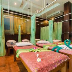 Отель Azure Bangla Phuket Патонг спа