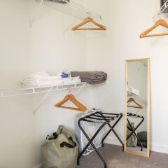 Отель West Side Apartments США, Колумбус - отзывы, цены и фото номеров - забронировать отель West Side Apartments онлайн спортивное сооружение