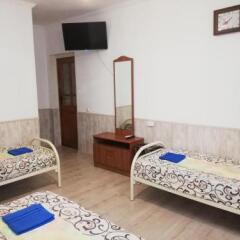Гостиница Guest House On Novorossiyskaya в Анапе отзывы, цены и фото номеров - забронировать гостиницу Guest House On Novorossiyskaya онлайн Анапа комната для гостей фото 2