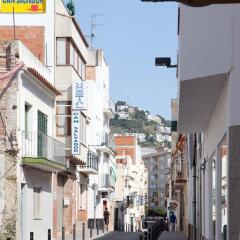 Отель Hostal Can Salvador Курорт Росес балкон