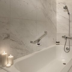 Pullman Hanoi Hotel ванная