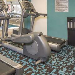Отель Fairfield Inn & Suites by Marriott Frederick фитнесс-зал фото 4