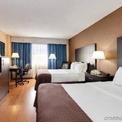 Отель Holiday Inn Niagara Falls Scenic Downtown США, Ниагара-Фолс - отзывы, цены и фото номеров - забронировать отель Holiday Inn Niagara Falls Scenic Downtown онлайн комната для гостей