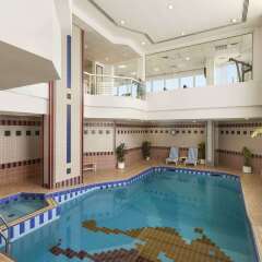 Ramada Beach Hotel Ajman бассейн